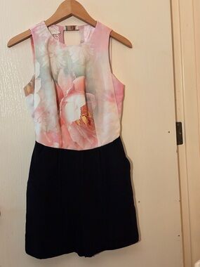 Ted Baker Pink Floral Top black Short side to side pocket Midi Dress short.